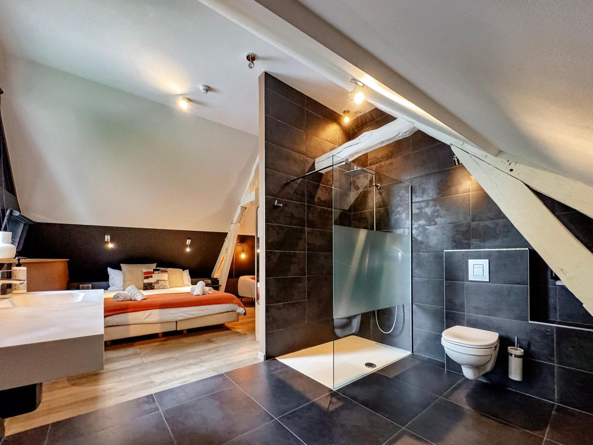 Hotel Le Manoir Marche-en-Famenne Bagian luar foto