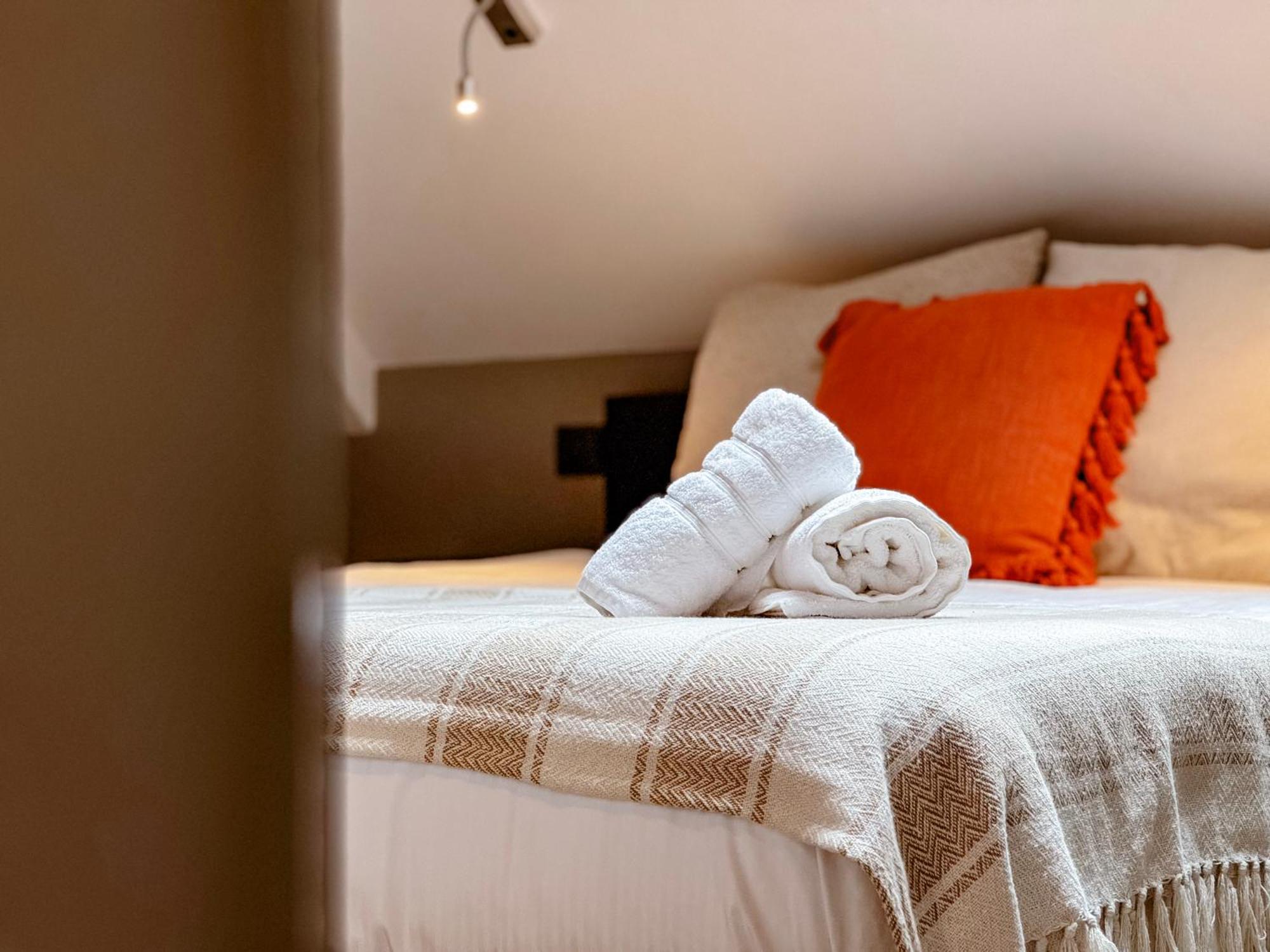 Hotel Le Manoir Marche-en-Famenne Bagian luar foto
