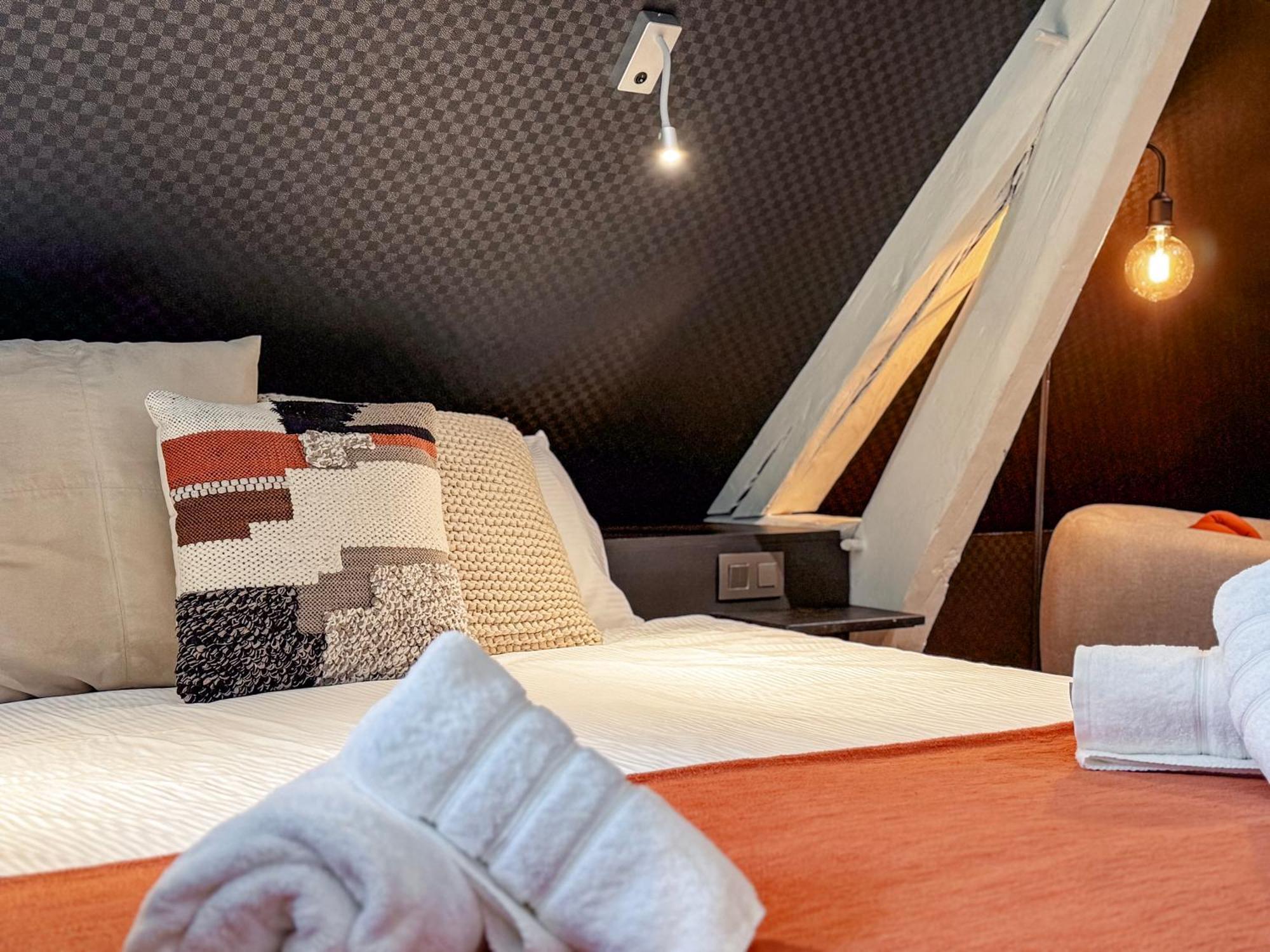 Hotel Le Manoir Marche-en-Famenne Bagian luar foto