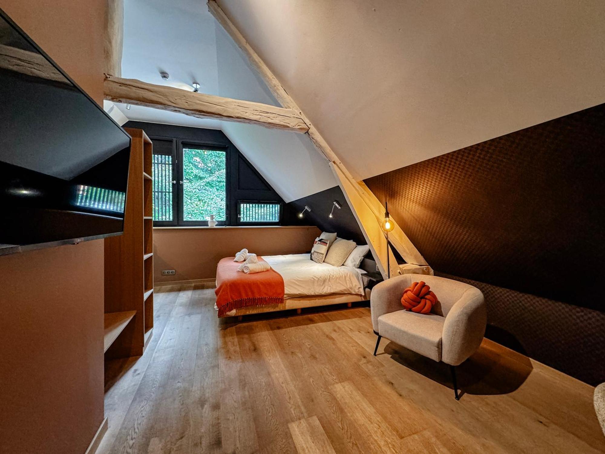 Hotel Le Manoir Marche-en-Famenne Bagian luar foto