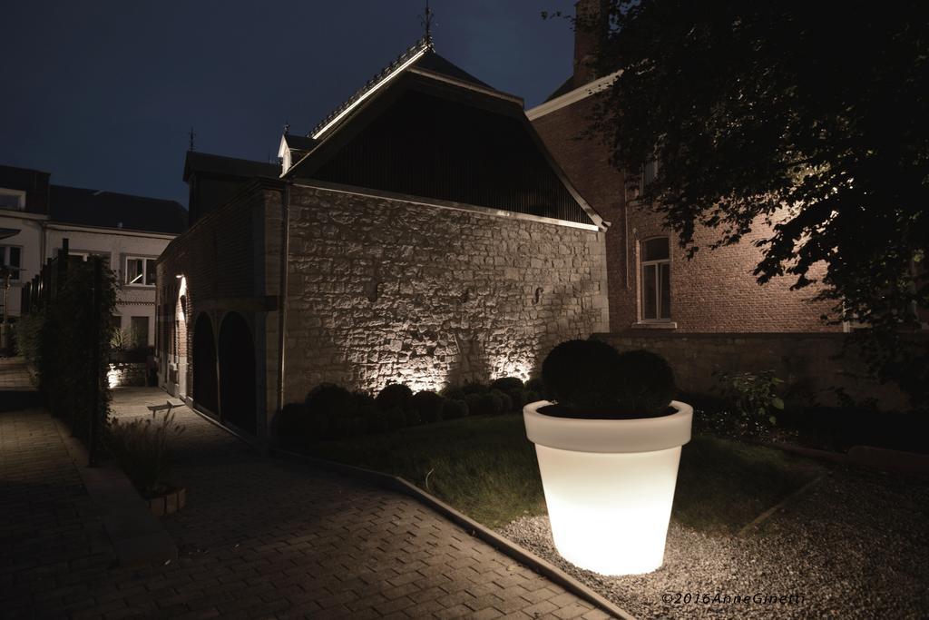 Hotel Le Manoir Marche-en-Famenne Bagian luar foto